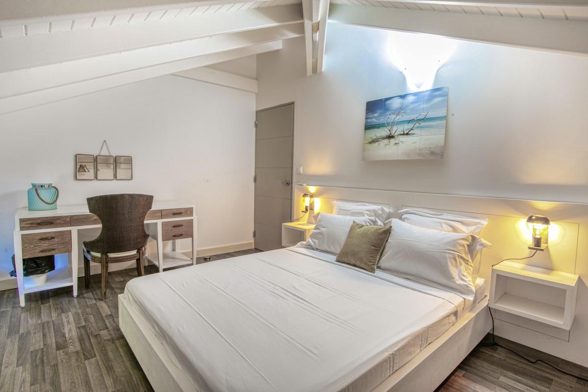 Location villa Saint Martin Mont Vernon - 6 chambres 14 personnes piscine vue mer salle de sport solarium terrain de pétanque (27)